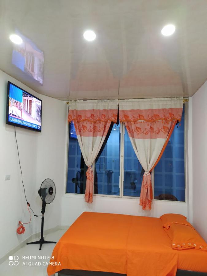 Apartaestudios El Descanso Cali Zewnętrze zdjęcie