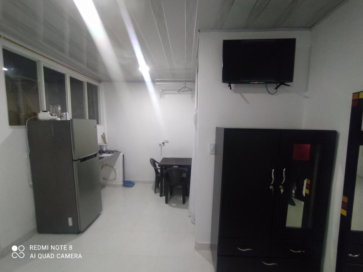 Apartaestudios El Descanso Cali Zewnętrze zdjęcie